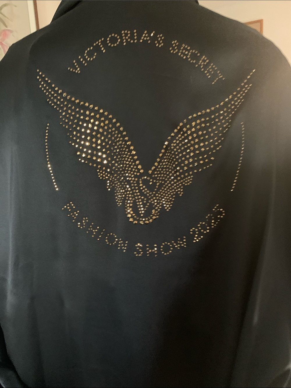 NWT Victoria's Secret Collection Fashion Show Black Satin Robe Embroidered Logo